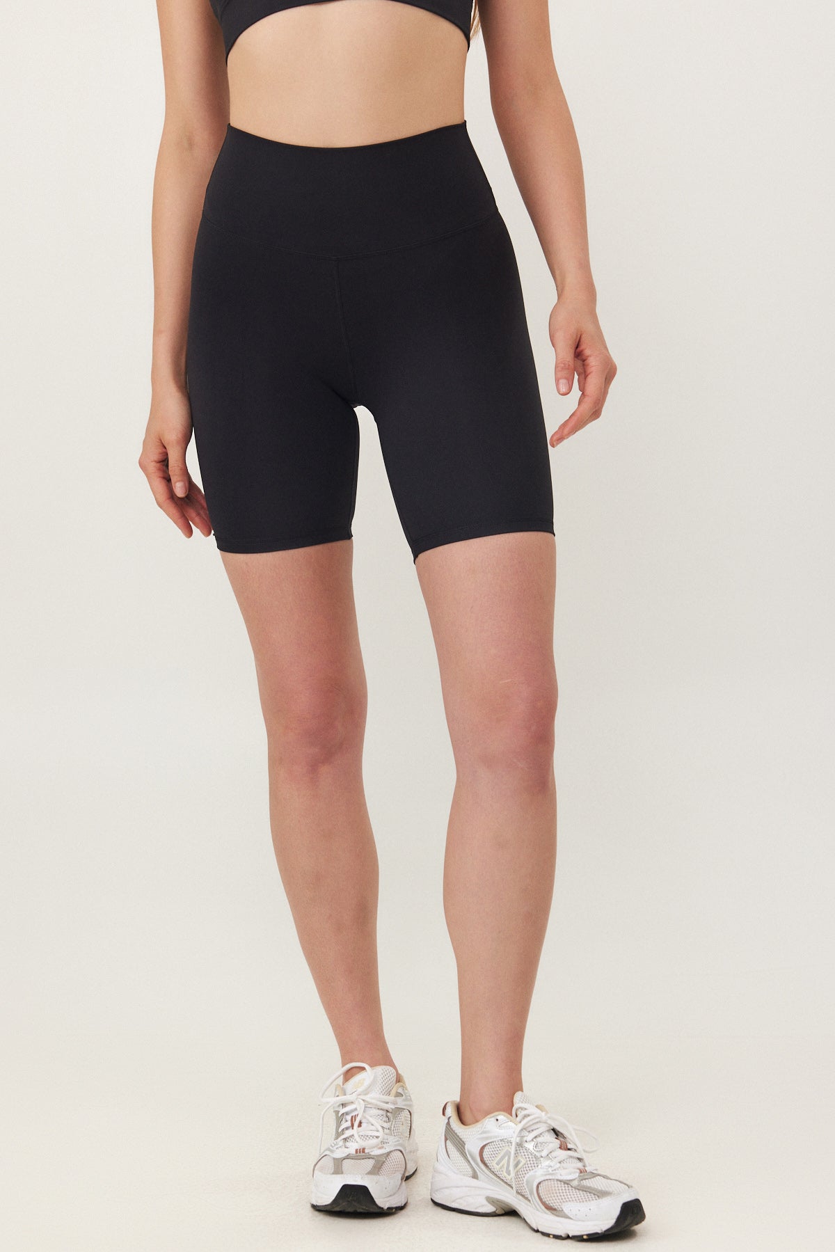 BLACK BIKER SHORTS - Image 2