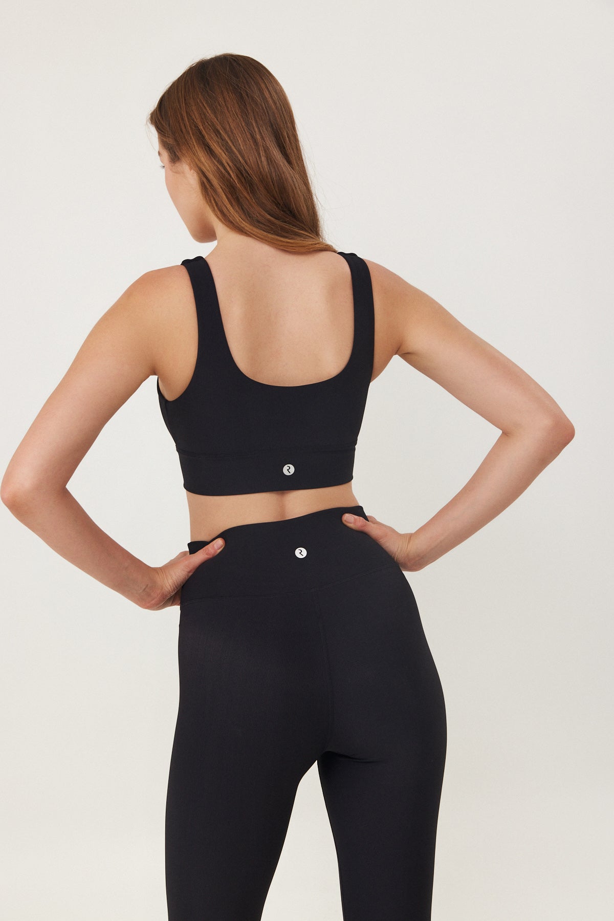 BLACK RIBBED SPORT TOP - Image 3
