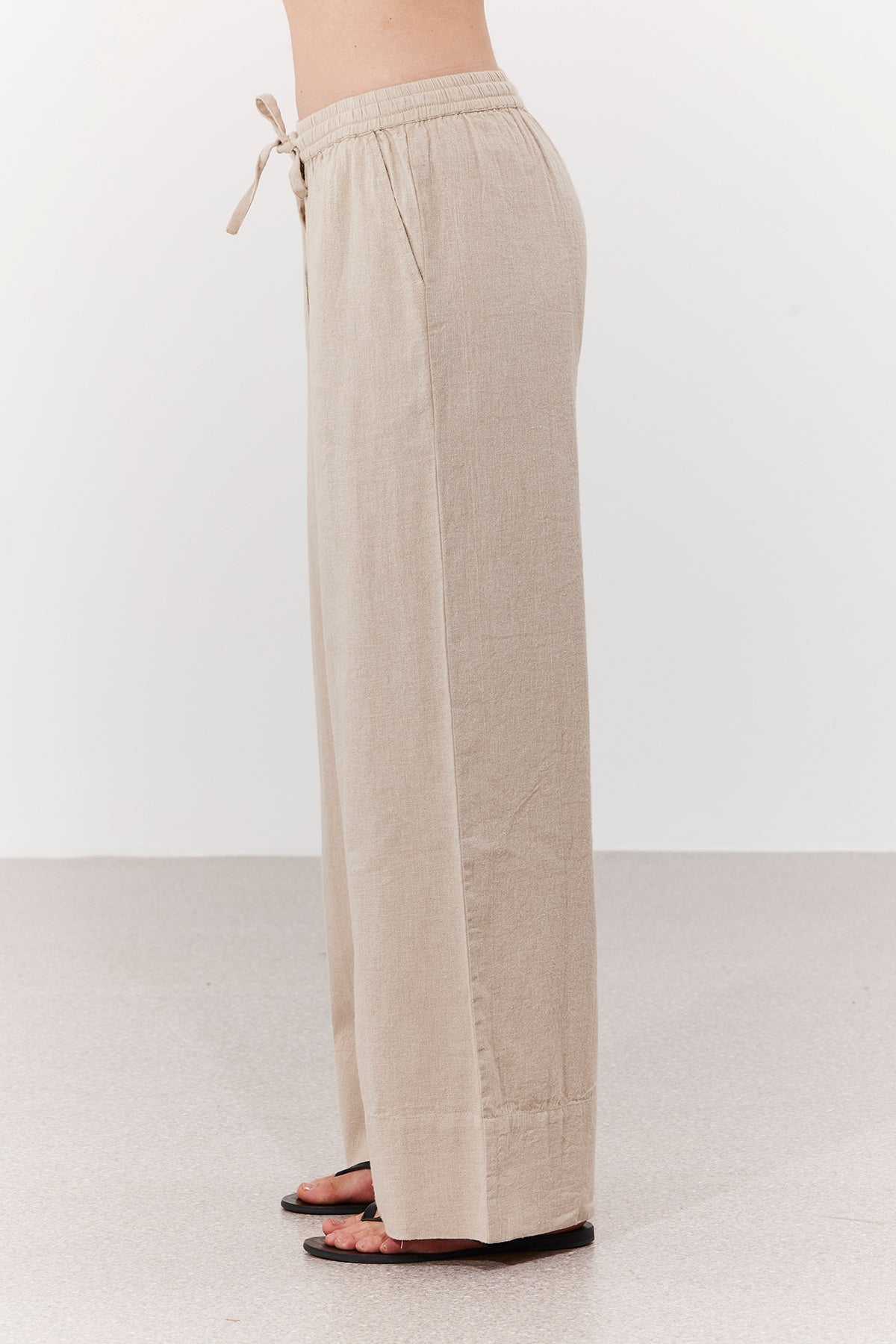 SORRENTO WIDE-LEG LINEN PANTS IN CREAM - Image 2